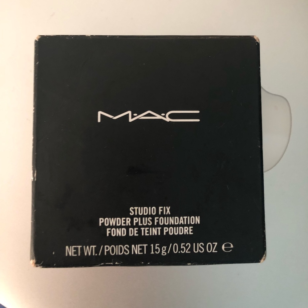 Brand new Mac studio fix powder plus foundation.
